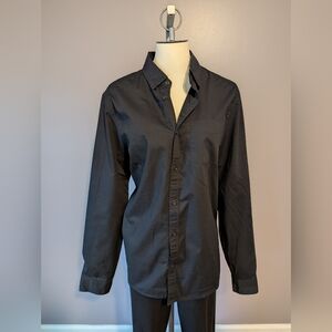Gap Women's Black button down shirt.  Sized Slim L.